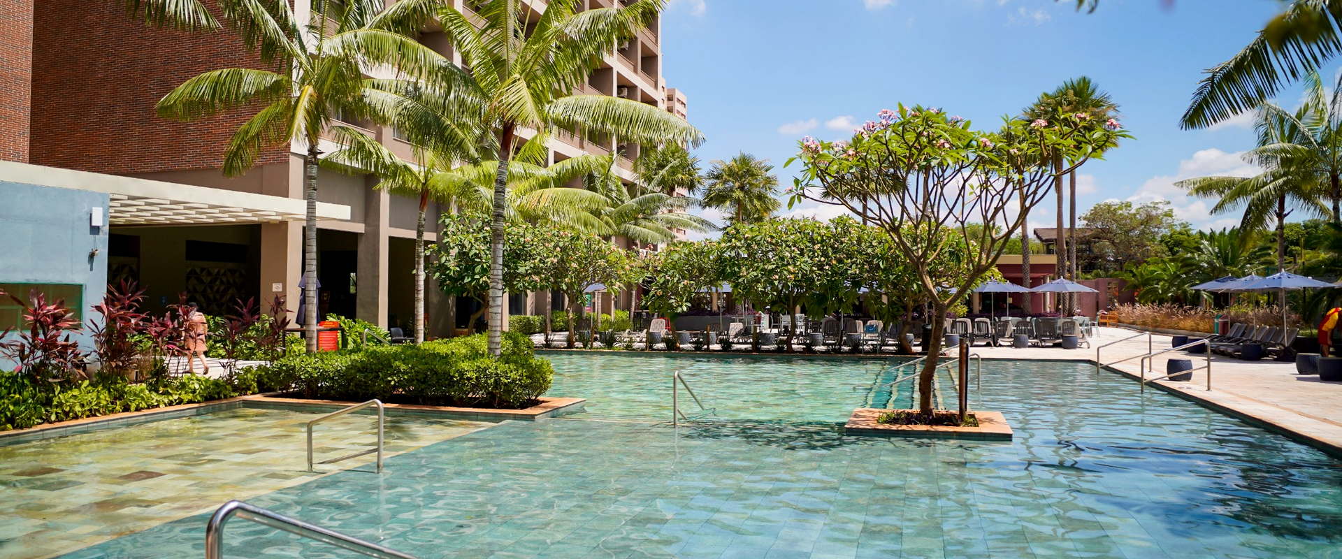 Fachada do Hot Beach Resort junto ao parque aquático